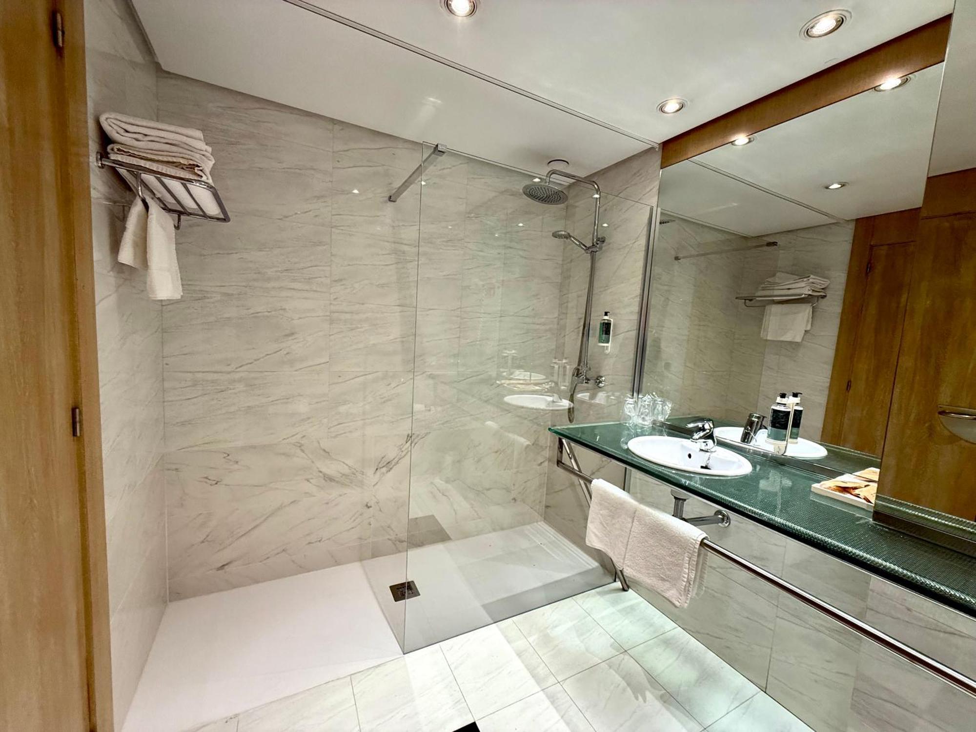 Hotel Virrey Арнедо Экстерьер фото