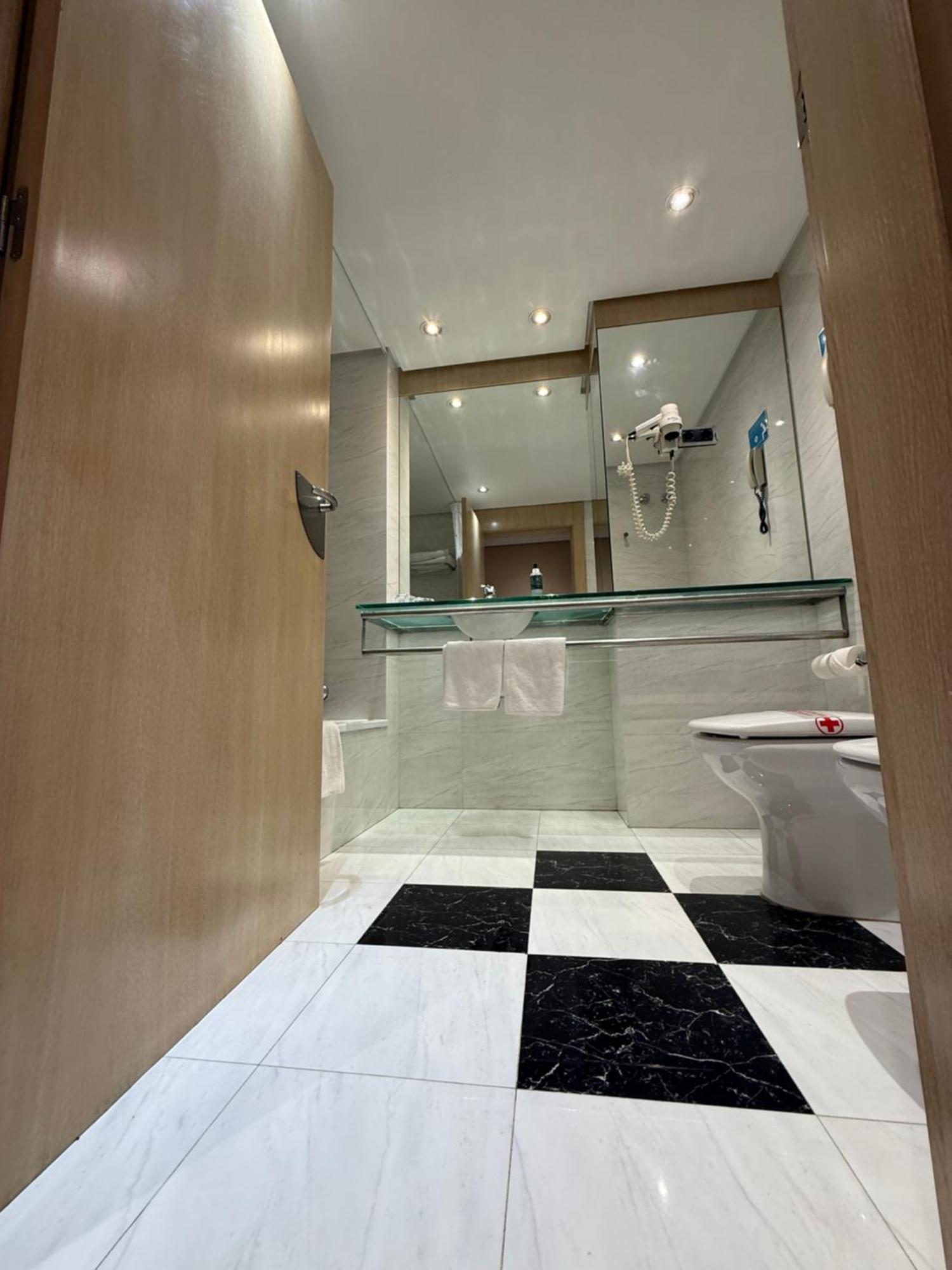 Hotel Virrey Арнедо Экстерьер фото
